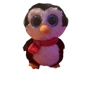 TY penguin/stuffed animal